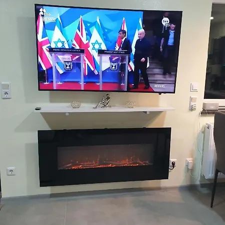 Apartlili 2 דירה *