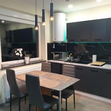 דירה Apartlili 2 פולניסה-ז'דוז'